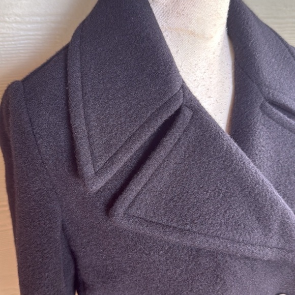 Vince Italian Wool Cropped Peacoat - Picture 6 of 16